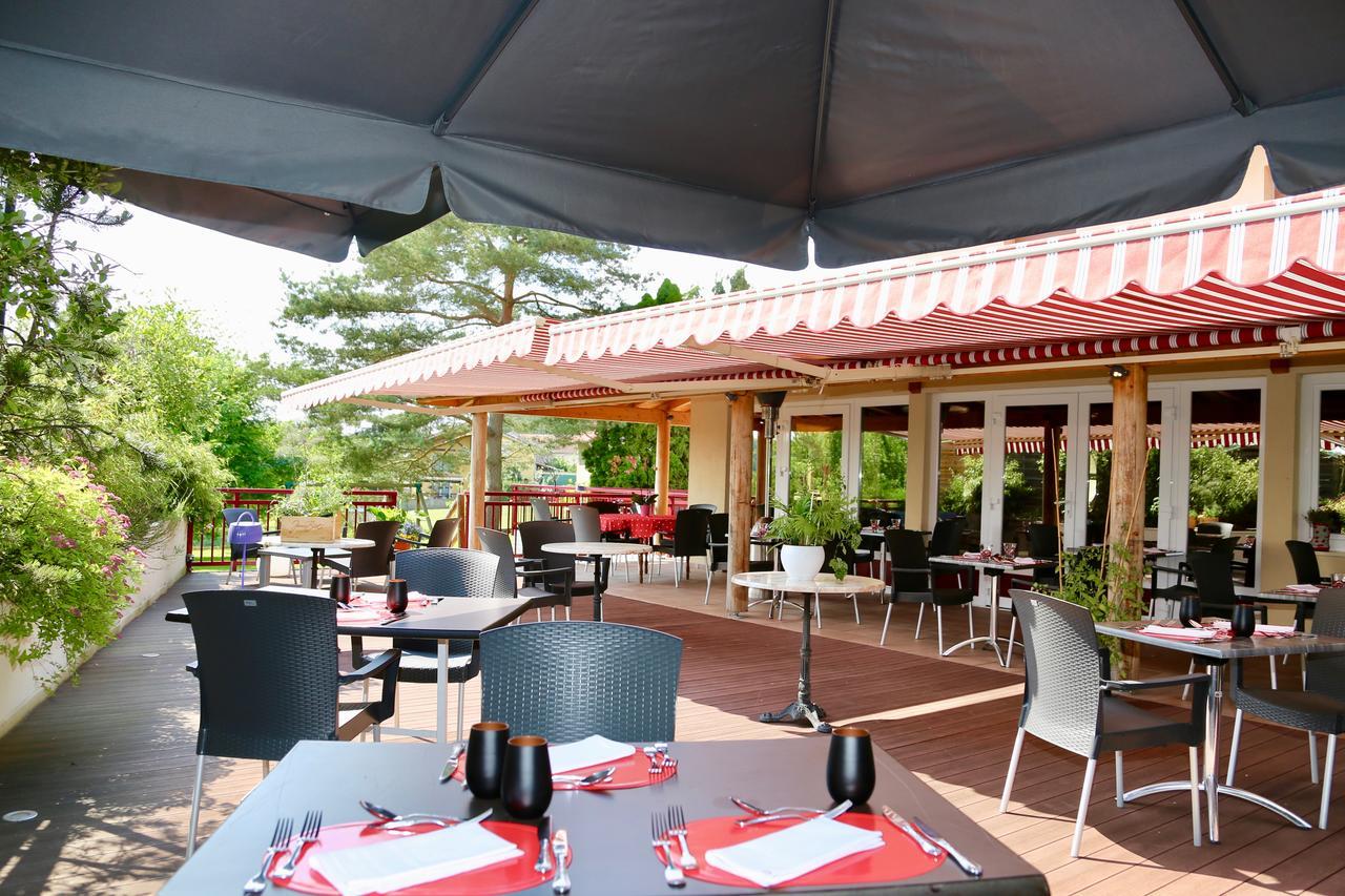 Relais Vosgien - Hotel Restaurant "La Table De Sophia" Saint-Pierremont  Екстериор снимка